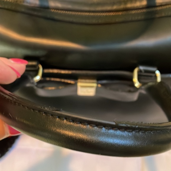 Kate Spade Black Leather with Bow Crossbody Purse - Picture 6 of 14